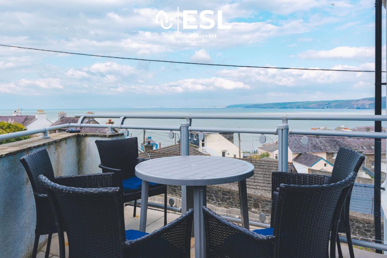 Beautiful En Suite 5 Bedroom Home With Sea Views New Quay  Exteriör bild